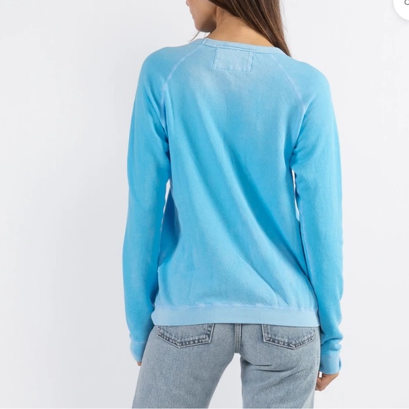 Free city rabbit sweatshirt - Picture 2 of 6